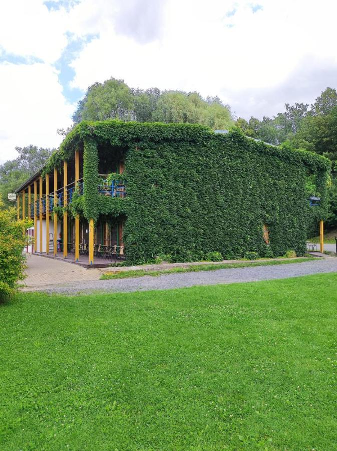Hotel Lávka Park Skochovice Vrané nad Vltavou Exterior foto